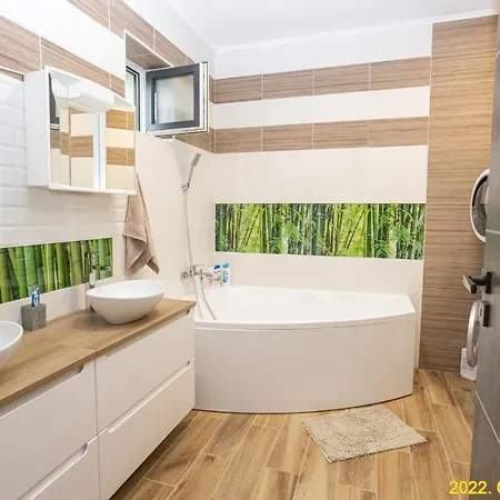 Villa Szentmiklosi Vendeghaz *