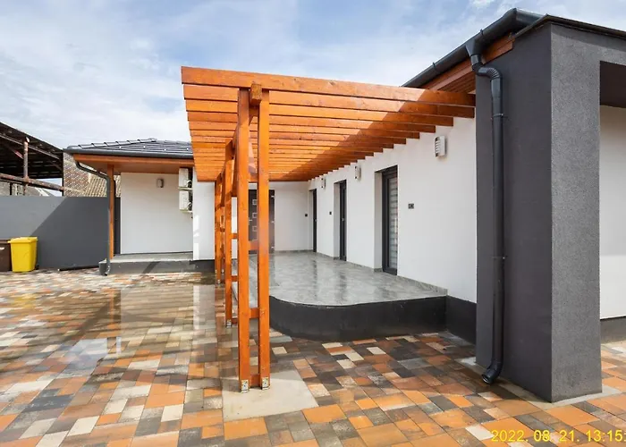 Szentmiklosi Vendeghaz Villa Gyulahaza