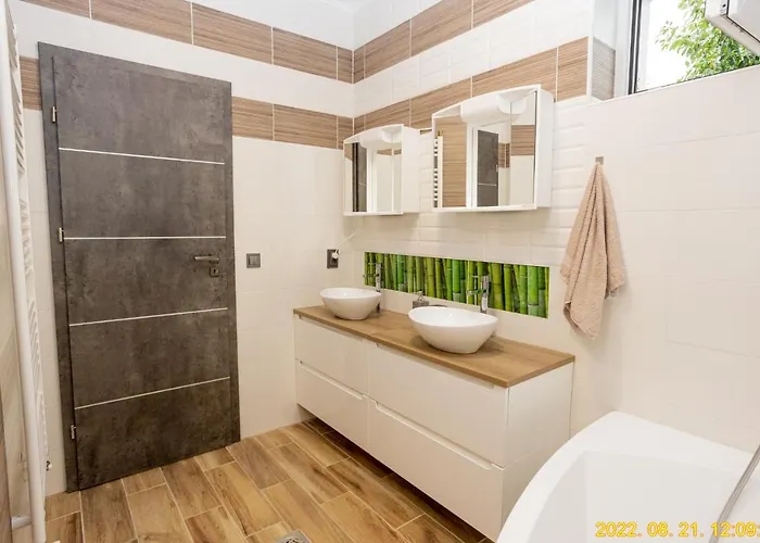 Szentmiklosi Vendeghaz Villa Gyulahaza